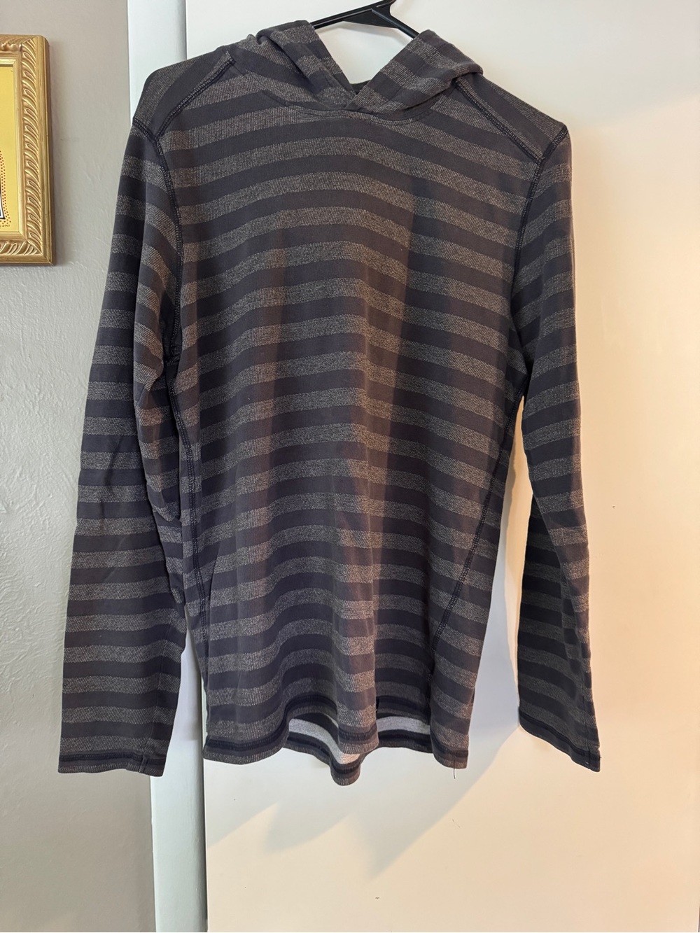 Prana Men's Striped Hooded Long-Sleeve Shirt - Charcoal & Light Gray M
